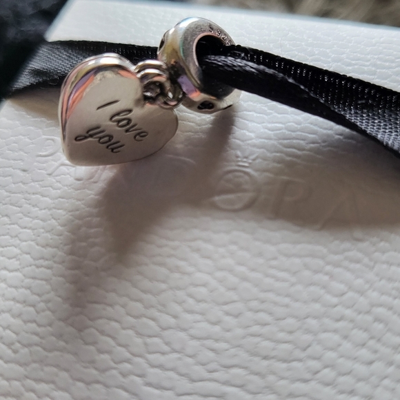 Pandora Mom Script Heart Dangle Charm - Picture 4 of 4